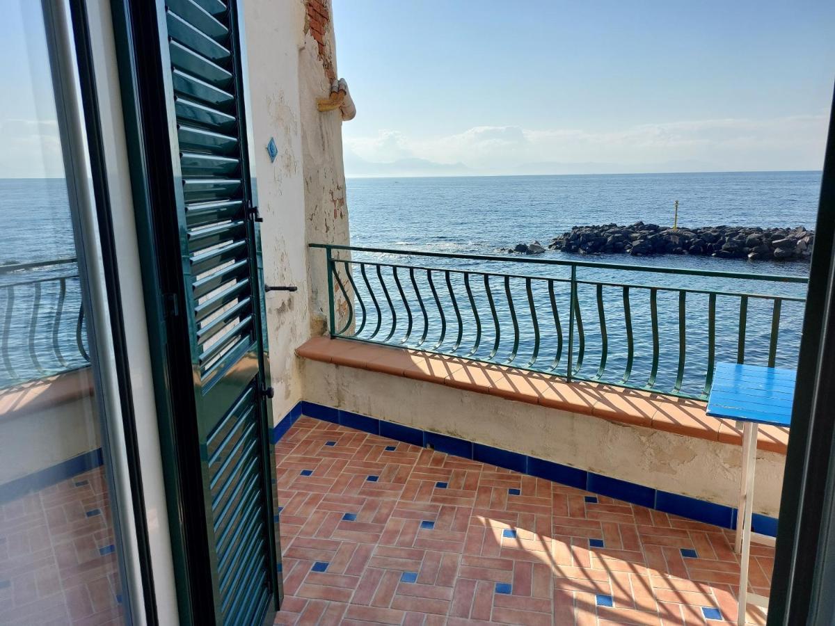 Marechiaro House Bed and Breakfast Napoli Esterno foto